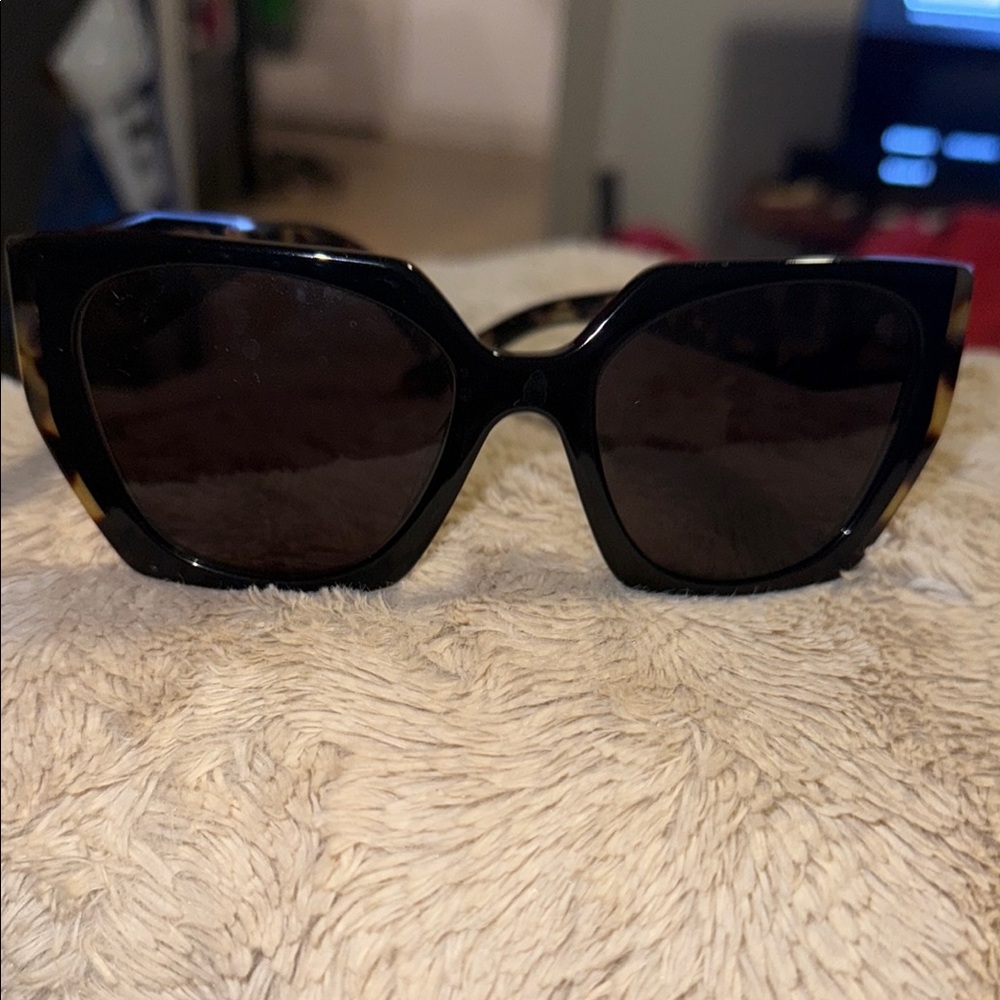 Prada Women's Tortoise Shell Sunglasses - Picture 8 of 8